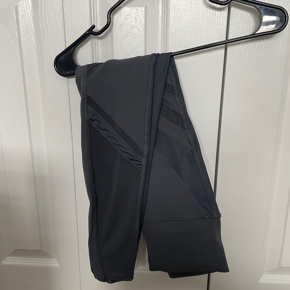 ALO Yoga Charcoal Gray Leggings xs